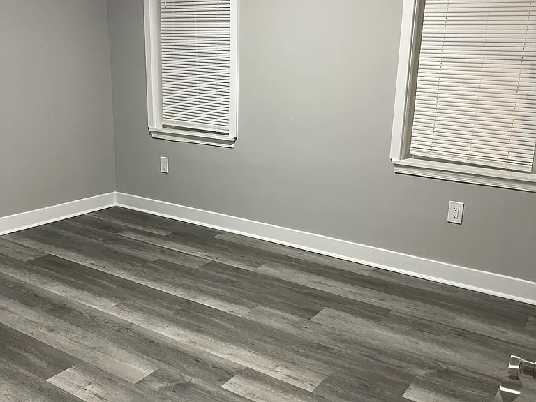 535 Moya St — Photo 11