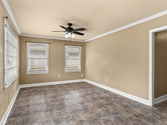 5th image of 252 Florida St