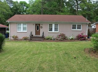 2496 Plantation Dr, East Pt, GA