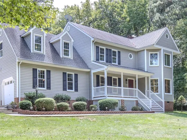 7579 Hunters Ridge Dr, Prince George, VA 23875