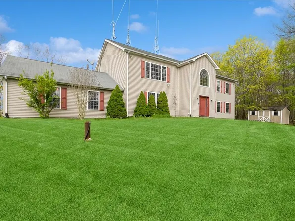 12 Oskar Drive, Mahopac, NY 10541