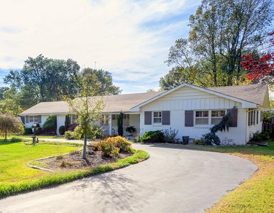 2313 S Meadowview Avenue, Springfield, MO, 65804