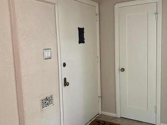 Entry and Coat Closet
