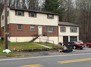 1549 Stadium Dr, Bluefield, WV 24701