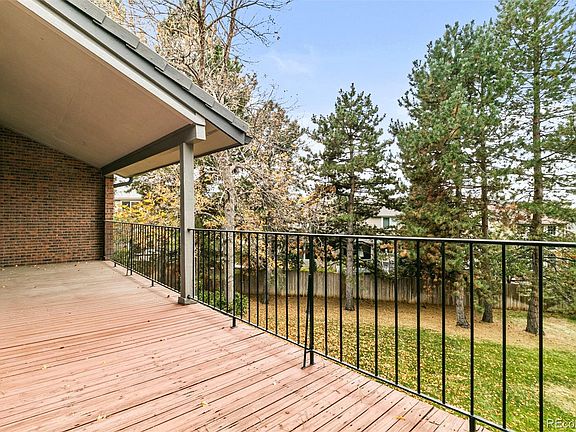 4th image of 24 Beacon Hill Ln