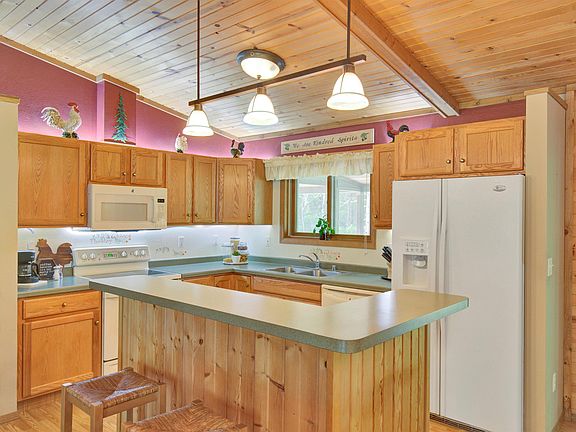 2nd image of 917 County Road D