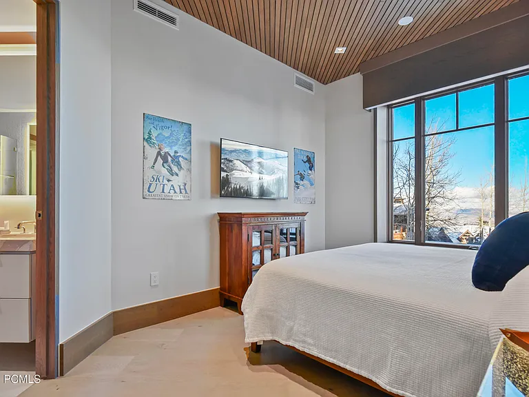 8680 Empire Club Dr — Photo 27