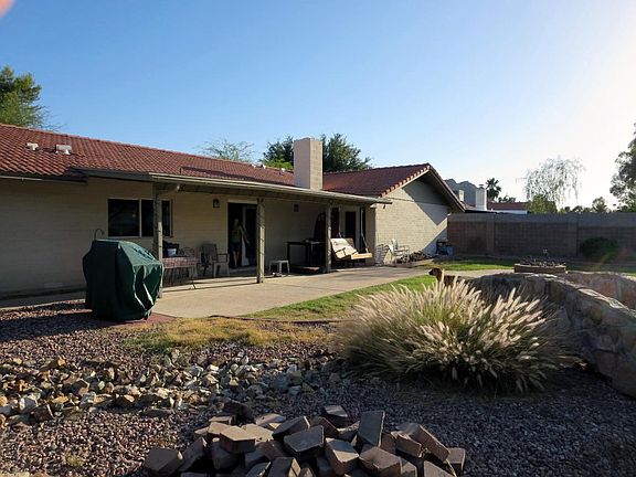 4th image of 2612 E Sierra St