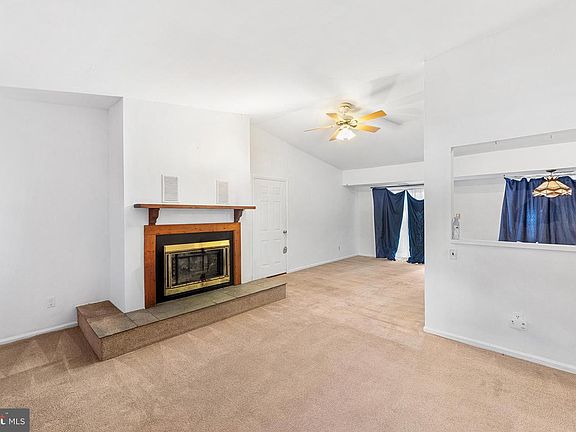 2nd image of 1148 Forrest Ave