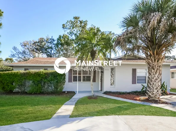 2426 Pinehurst St, Sarasota, FL 34231