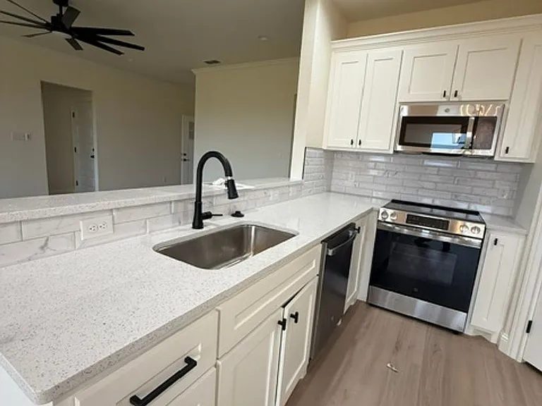 7650 Hudson Way — Photo 5