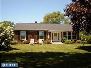 1524 Hilltop Rd, Downingtown, PA 19335