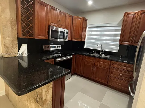 1648 SW 13th St, Miami, FL 33145
