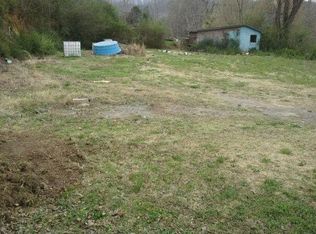 510 Kansas Ln, Oliver Springs, TN 37840