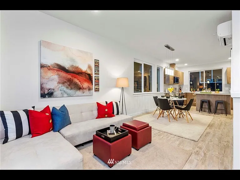 9221 Ashworth Ave N #C — Photo 18