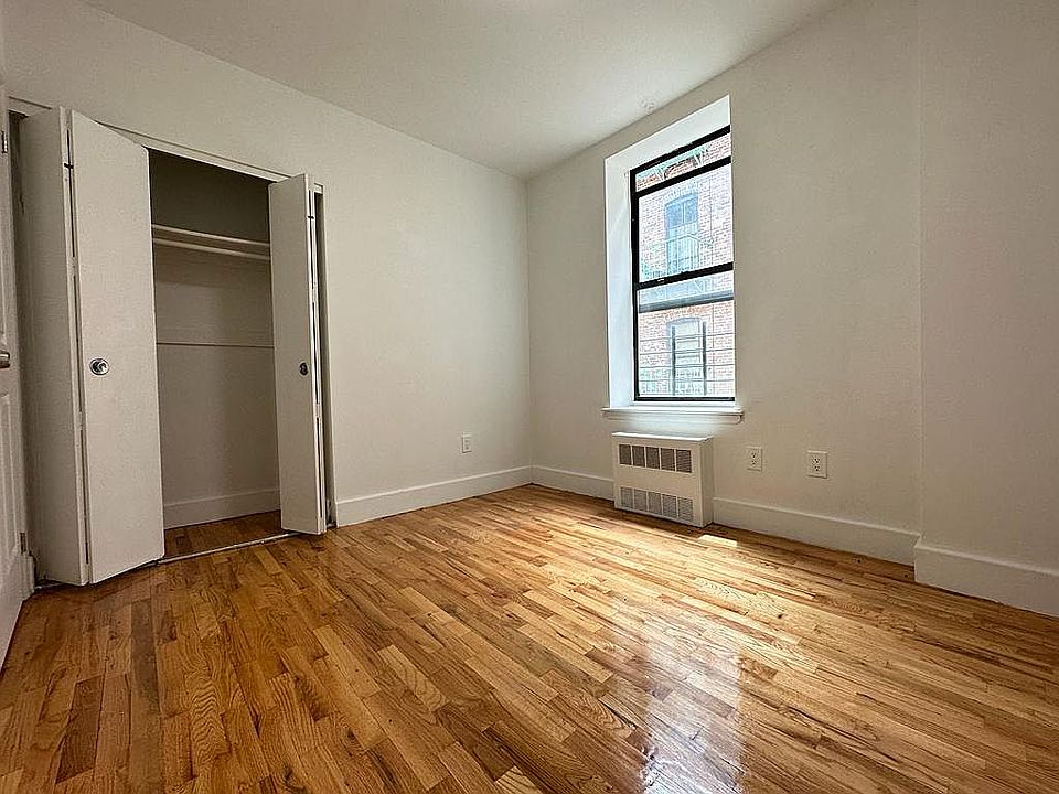 2nd image of 64 Jesup Pl #St4