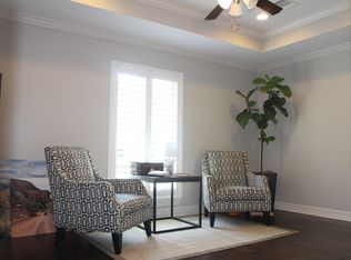 10044 Lynbrook Dr, Houston, TX 77042