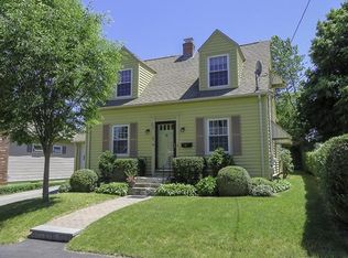 32 Rollinson Rd, Worcester, MA 01606