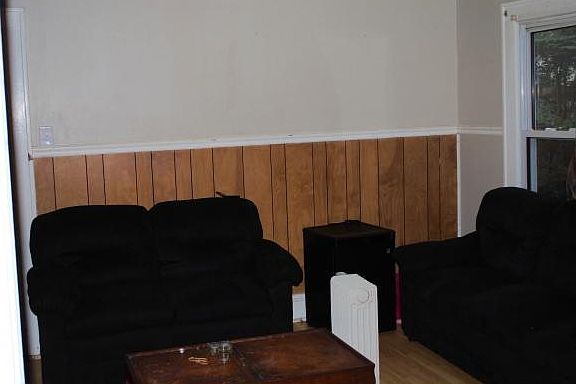 5th image of 510 Jones St