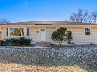 7301 W Old Shakopee Rd, Bloomington, MN 55438