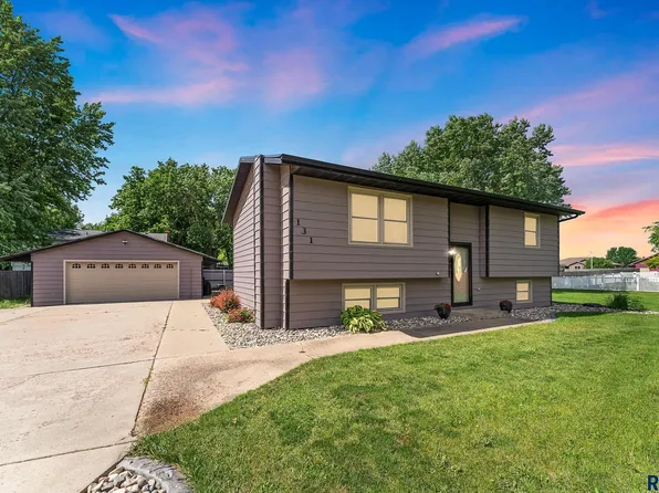 131 Church Ave, Tea, SD 57064