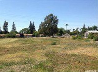 1417 Bell St, Sacramento, CA 95825