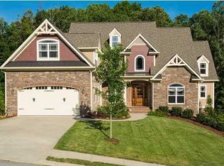 2922 Reflection Ln, Ooltewah, TN 37363