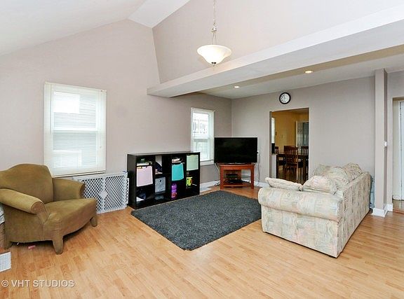 2nd image of 312 W Clarendon Dr