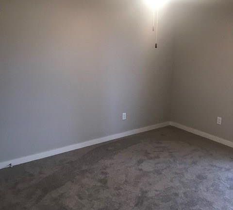 5th image of 3913 SW Peachwood Dr
