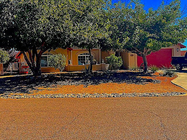 1st image of 8968 N Cactus Dr