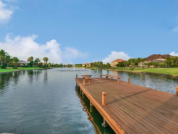 Sit on the community dock, BREATHE! RELAX! and take in the beautiful peaceful water view. You could even bring your yoga mat and practice some sunrise