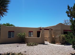 3202 Gay Cir SE, Rio Rancho, NM 87124