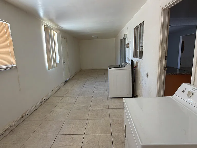 4712 Rip Van Winkle Ln — Photo 14
