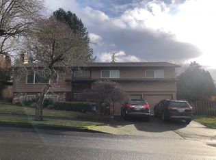 1740 SW 27th St, Gresham, OR 97080