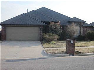5th image of 1020 SW 130th St