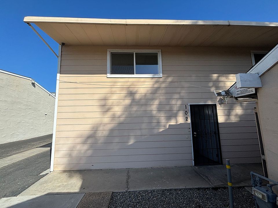 1st image of 284 E El Paso Ave
