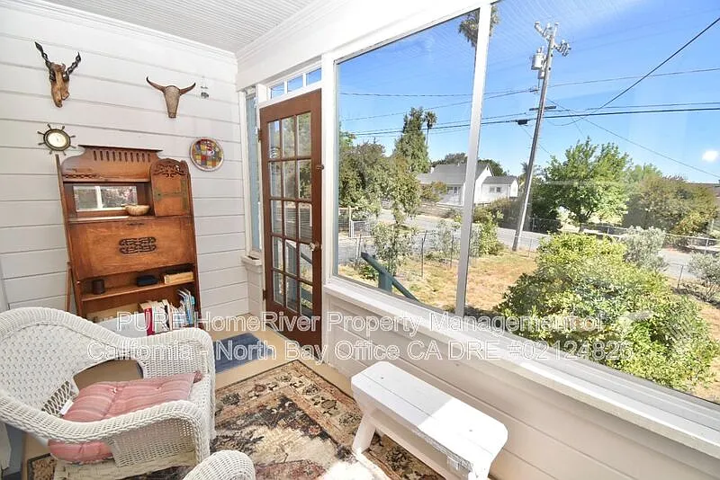 1 bed, 1.0 bath, 960 sqft, $3,050 — Photo 3