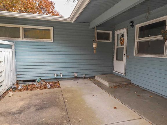 3rd image of 6017 Randolph St