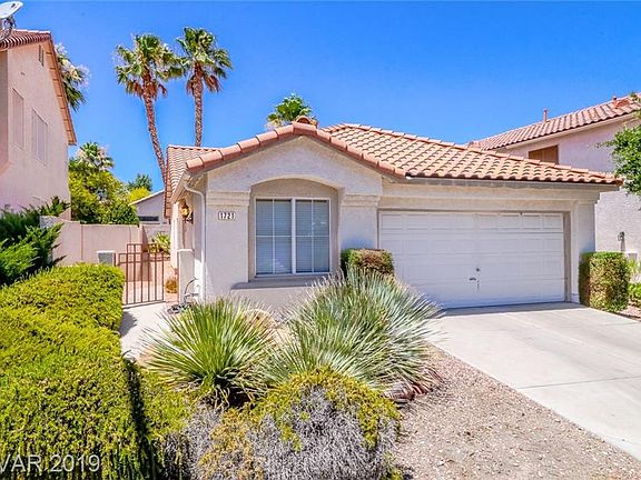 3rd image of 1721 Park Mesa Ln
