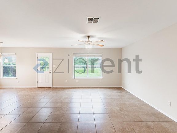 4th image of 419 Indian Meadow Dr