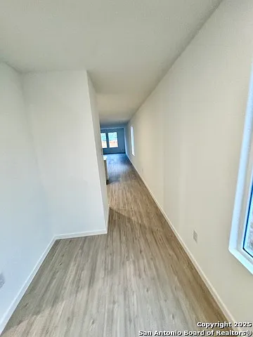4 bed, 2.0 bath, 1600 sqft, $1,700 — Photo 4