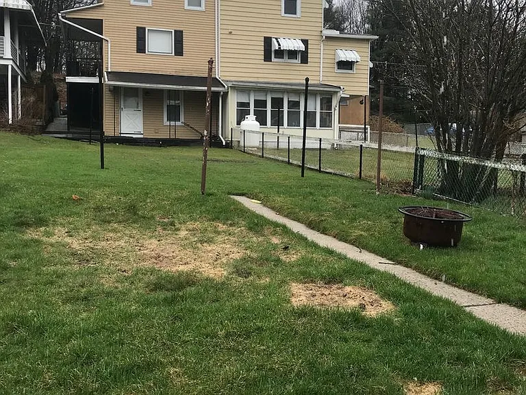 126 E High St — Photo 4