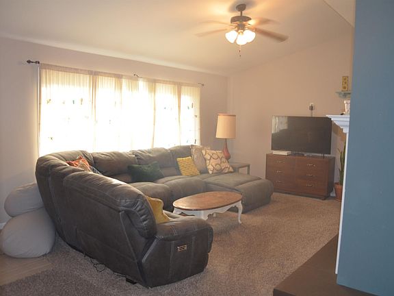 2nd image of 19585 Rolling Acres Dr