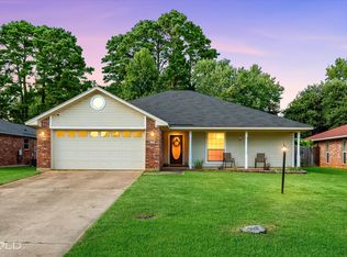122 Ragan Ln, Haughton, LA 71037