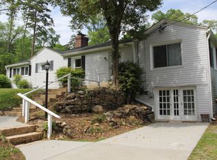 100 Eastwood Lake Rd, Chapel Hill, NC 27514