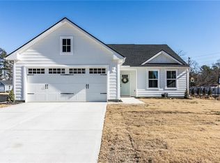 4 Blossom Blvd, Rome, GA 30161