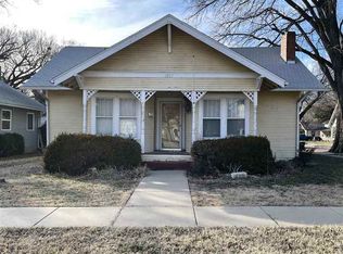 1027 Dearborn St, Augusta, KS 67010