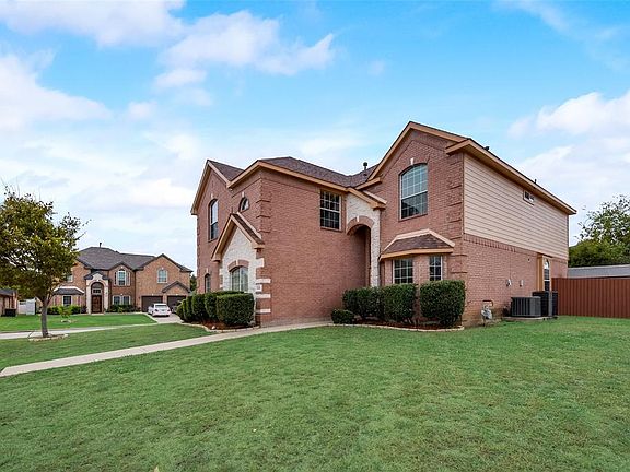 3rd image of 3001 S Flintridge Dr