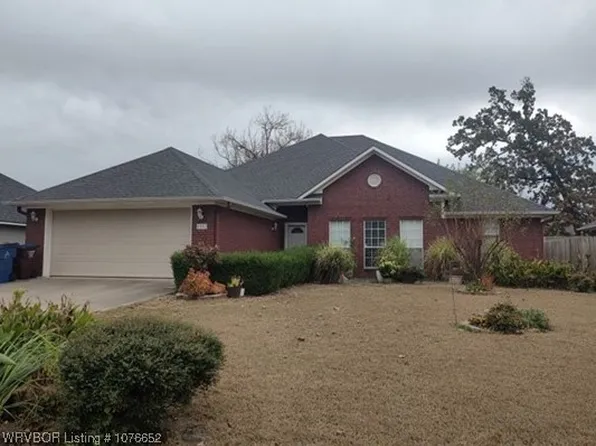 1552 Rockhurst Dr, Fort Smith, AR 72908