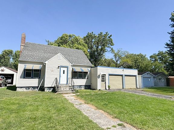 2nd image of 207 E Duroe St